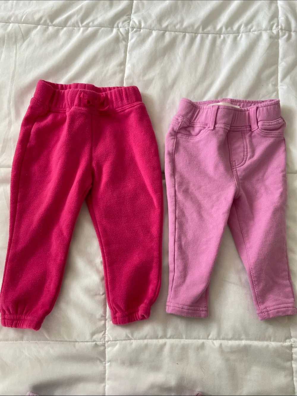 Baby Girls mix set - 17 pieces, onesies, pants, sweatshirts - Picture 10 of 14